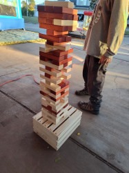 PHOTO 2026 01 06 00 08 43 1767940837 MEGA JENGA